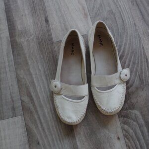 Women's Soft Mark Walk Genuine Leather